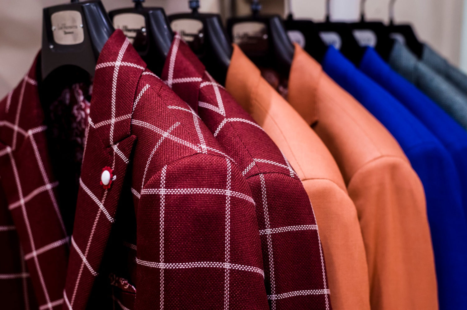 Mario Uomo, Ottawa's premiere destination for wedding suits, businesswear, menswear, men's fashion, casual clothing, jeans, tailoring, and much more.