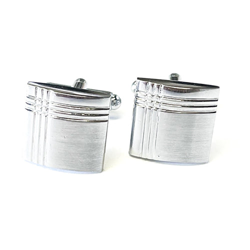 Nothing adds a more elegant touch to a man's wardrobe than a fine pair of silver cuff links. Whether it's for a wedding outfit, an important business meeting, or any formal setting, these Knotz cuff links are an essential men's accessory that will never go out of style. These silver cuff links are packaged in a gift box.