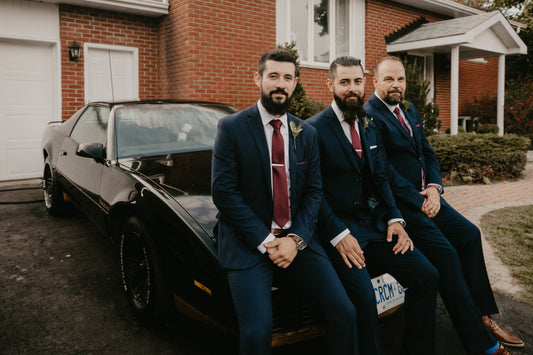 Discover the latest groomsmen trends for 2024 at MARIOUOMO.COM. Stay ahead with stylish and unique attire ideas that will make your wedding unforgettable.