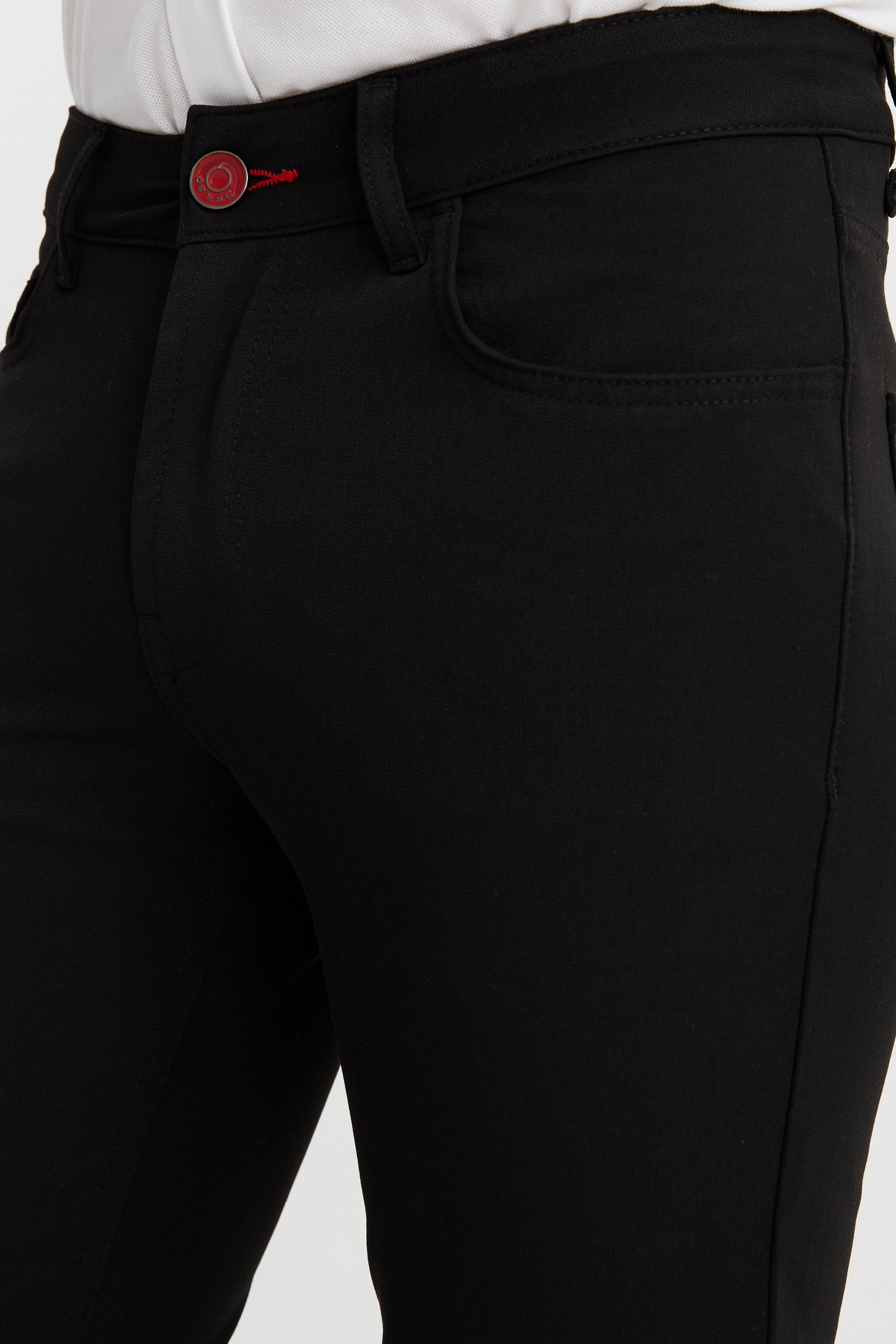 DFR89 men's slim black dress pants. Wrinkle resistant and stretchy, for the ultimate combination of style and comfort.