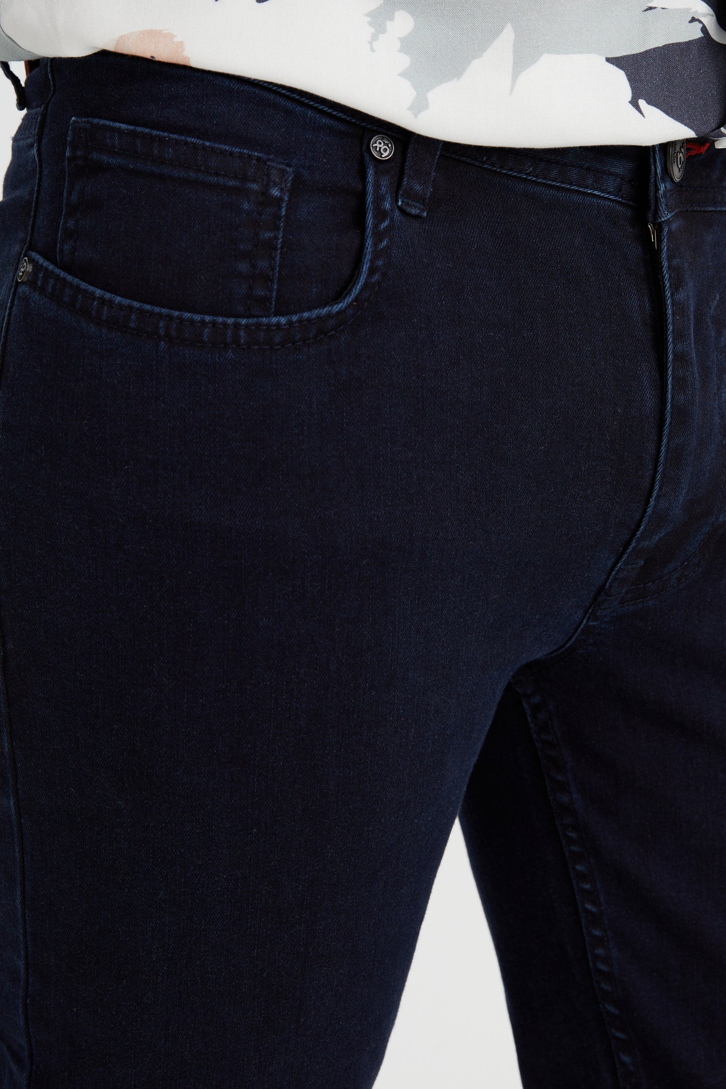 DFR89 Jeans, Carbon. Super stretch, navy blue denim jeans. Built for style and comfort.