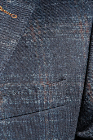 Constructed using a beautiful combination of navy and orange, this navy plaid blazer will be a go to jacket in your wardrobe year round. Like most 7 Downie St. sport coats, the Dusty has a generous amount of stretch, allowing you to look your best without compromising comfort.