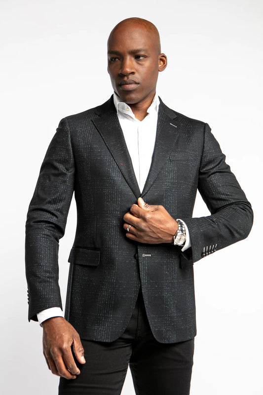 Sporty enough to wear with a t-shirt or knit, and dressy enough to wear with a woven shirt; this blazer breaks the mold of a traditional black jacket. Like most 7 Downie St. sport coats, the Stockton has a generous amount of stretch, allowing you to look your best without compromising comfort.