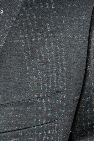 Sporty enough to wear with a t-shirt or knit, and dressy enough to wear with a woven shirt; this blazer breaks the mold of a traditional black jacket. Like most 7 Downie St. sport coats, the Stockton has a generous amount of stretch, allowing you to look your best without compromising comfort.