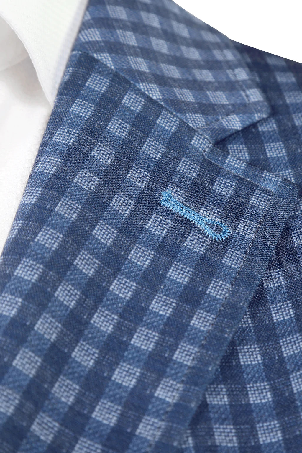 This jersey knit sport coat is printed with a striking navy and soft mid blue gun glub check, making it a standout piece in your collection, while still not being overly ambitious. Like most 7 Downie St.® sport coats, the Dallas has a generous amount of stretch, providing you with the comfort you need to get through the day.