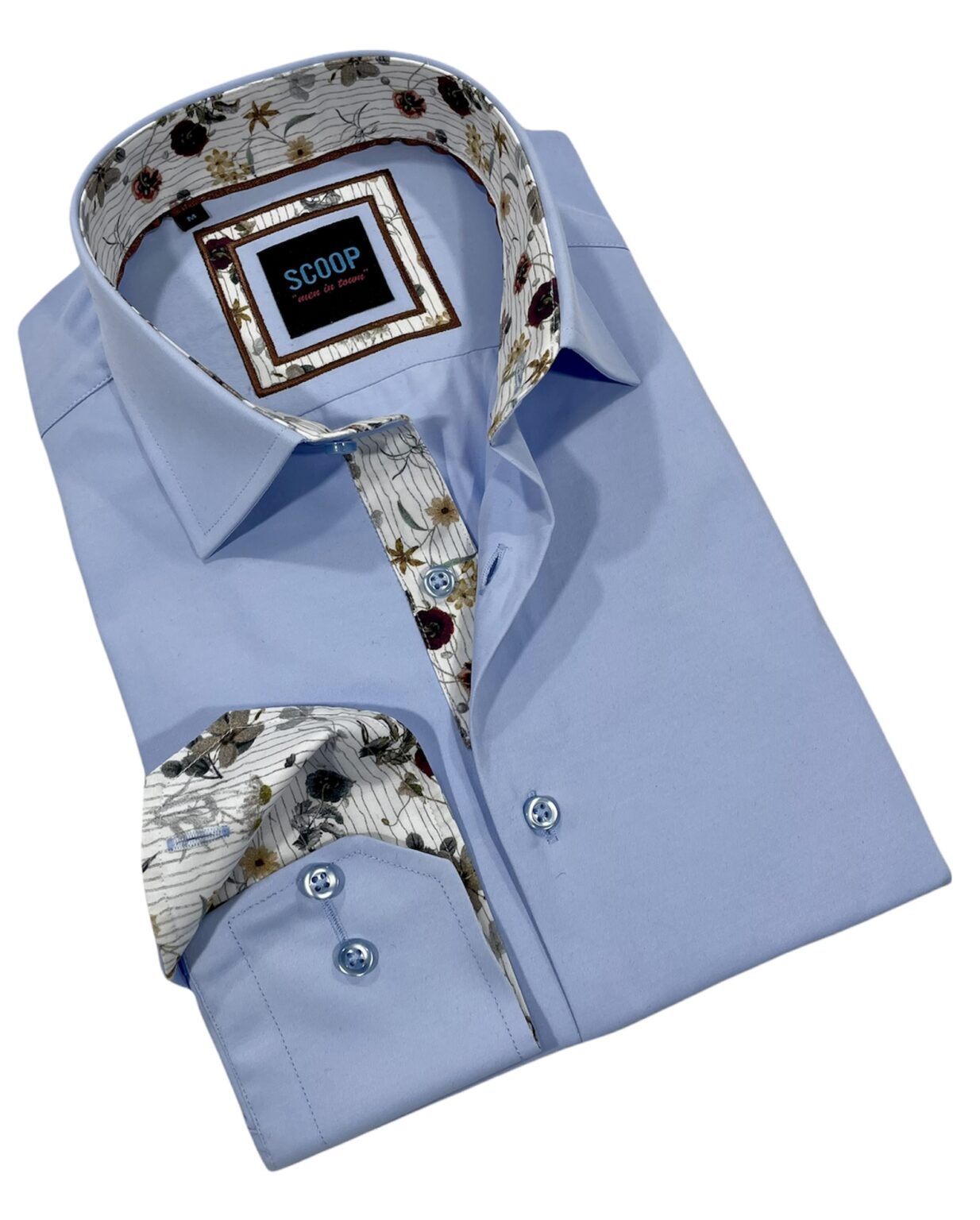 This versatile, powder blue dress shirt from Scoop is a must-have in any man's business wardrobe. The fun pattern inside the collar and cuffs adds enough character to this men's top from Scoop, separating it from your plain powder blue dress shirts.