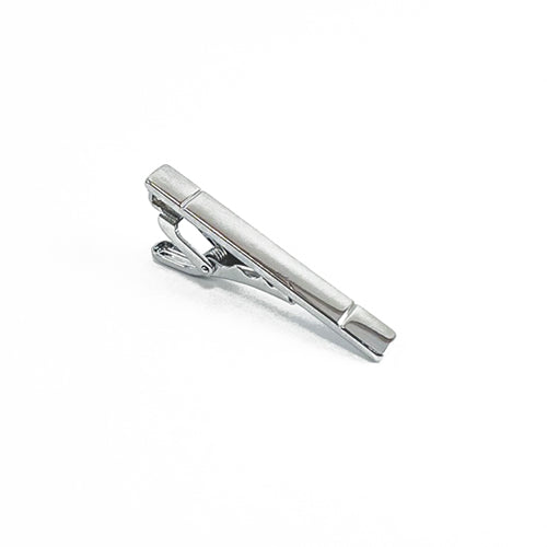A classic, plain silver tie bar, packaged in a gift box. This men's accessory is a great complement to a wardrobe fit for business and formal wear.