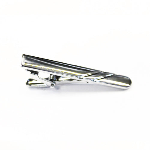 A classic, silver tie bar with a subtle stripe design. Packaged in a gift box.